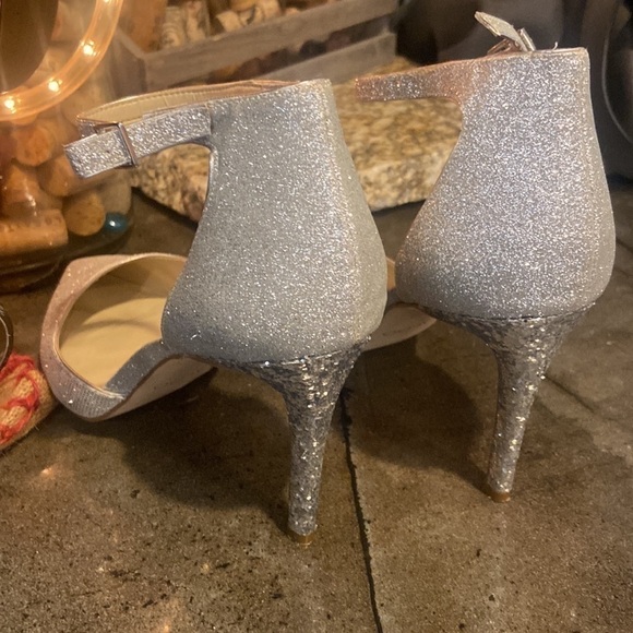 Aldo Silver Glitter Leather Stilettos Women’s size 10 - Picture 7 of 9